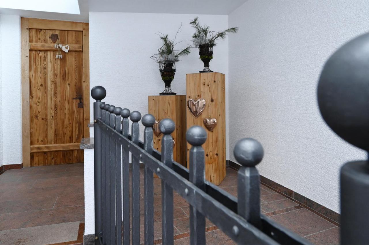 Apart Alpenpension Maderer Gaschurn Exterior photo